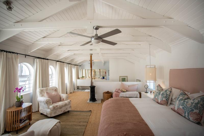 6 Bedroom Property for Sale in Seaside Longships Western Cape